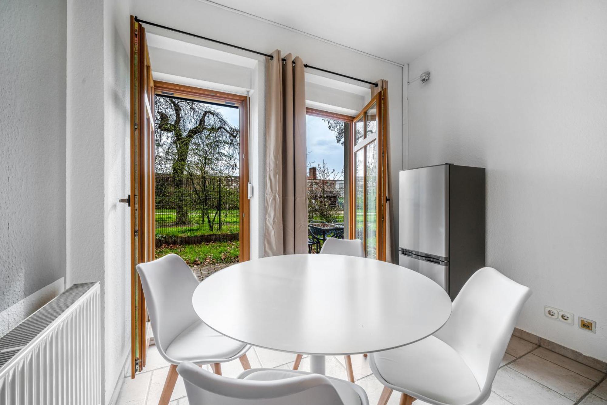 Lehastays - Apartments Buckau 16A I Kueche I Smart Tv Mit Netflix I Toller Innenhof ماغديبورغ المظهر الخارجي الصورة